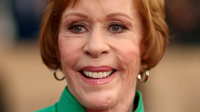 Carol Burnett Plastic Surgery: Before and After Her Chin Implants ...